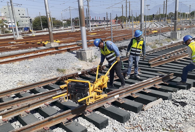 rail road ties